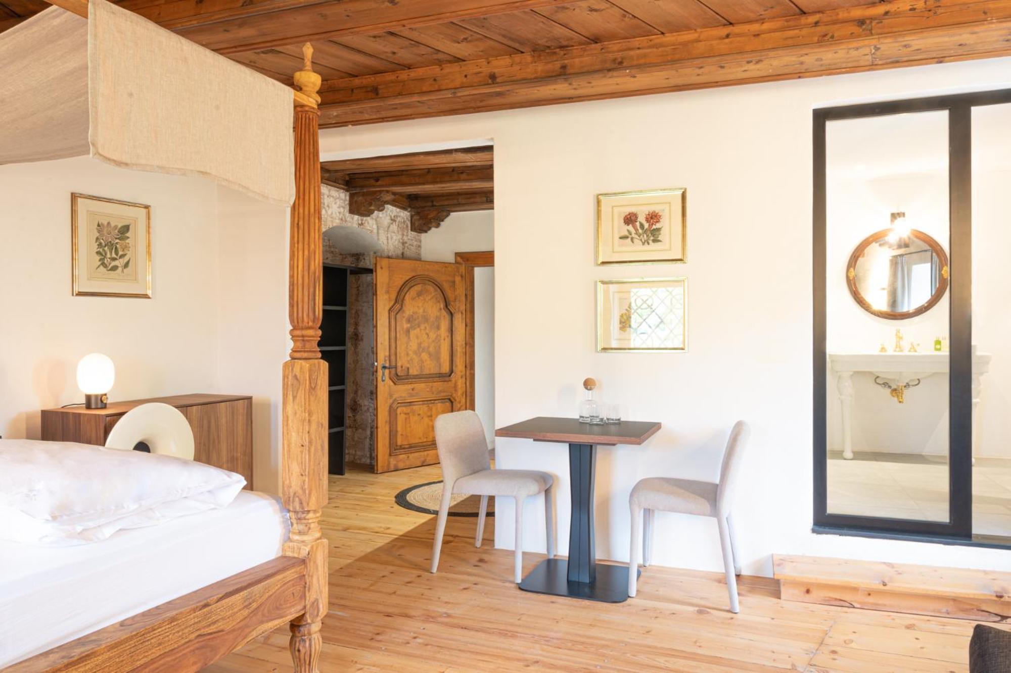 Schloss Freudenstein Appiano Sulla Strada Del Vino Habitación foto